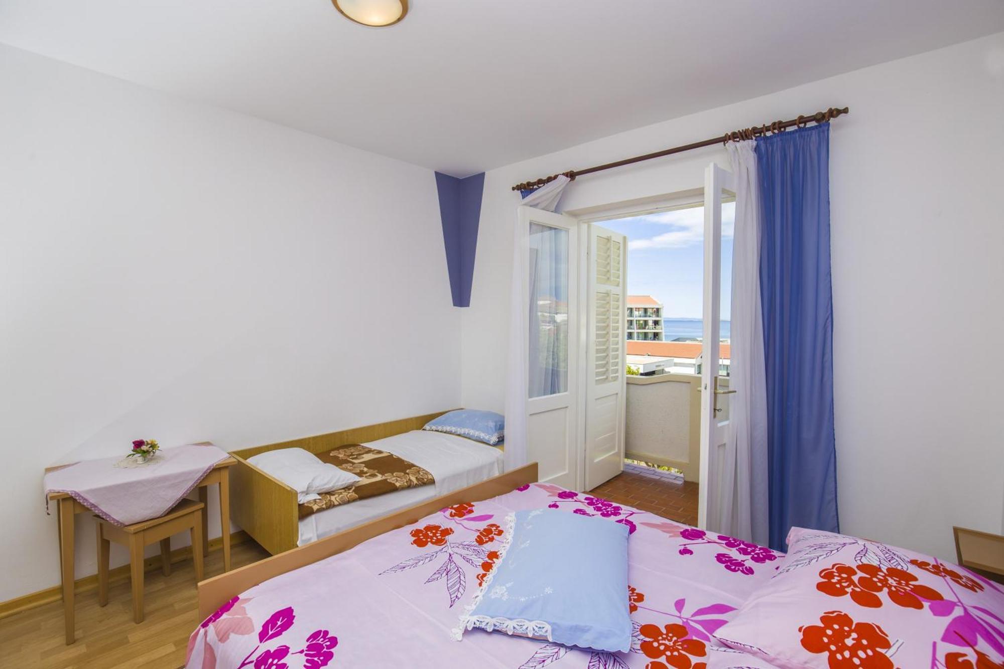 Rooms Padovan Banjol Exterior photo