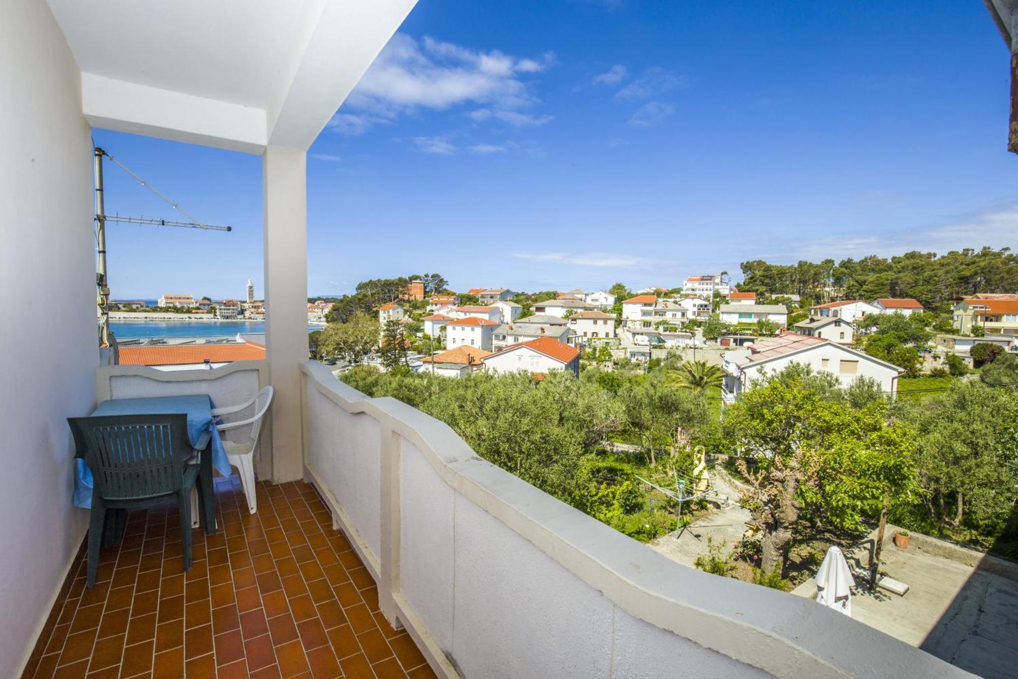 Rooms Padovan Banjol Exterior photo